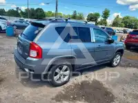 2013 Jeep COMPASS photo