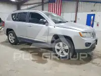 2013 Jeep COMPASS photo