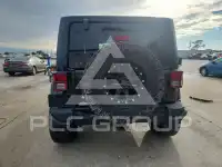 2013 Jeep WRANGLER фото