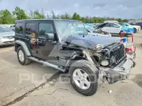 2013 Jeep WRANGLER фото