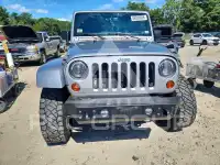 2013 Jeep WRANGLER фото