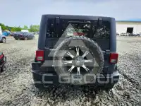 2013 Jeep WRANGLER фото