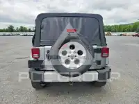 2013 Jeep WRANGLER фото