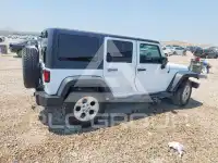 2013 Jeep WRANGLER photo