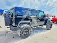 2013 Jeep WRANGLER фото