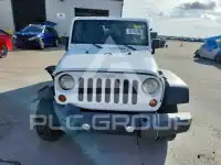 2013 Jeep WRANGLER photo