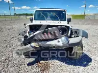 2013 Jeep WRANGLER фото