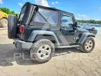 2013 Jeep WRANGLER фото