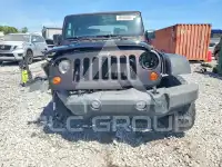 2013 Jeep WRANGLER фото