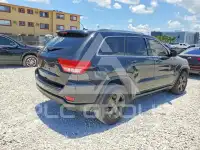2013 Jeep CHEROKEE фото
