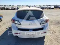 2013 Mazda 3 photo