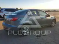 2013 Mazda 3 photo