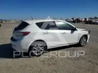 2013 Mazda 3 photo