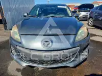 2013 Mazda 3 photo