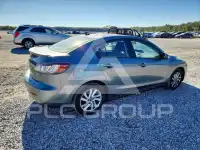 2013 Mazda 3 photo