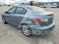 2013 Mazda 3 photo