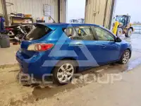 2013 Mazda 3 photo