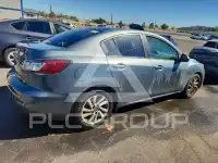 2013 Mazda 3 photo