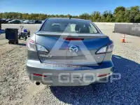 2013 Mazda 3 photo