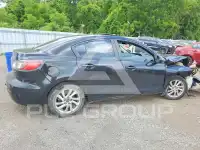 2013 Mazda 3 photo