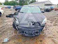 2013 Mazda 3 photo