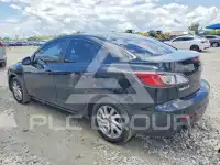 2013 Mazda 3 photo