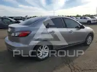 2013 Mazda 3 photo