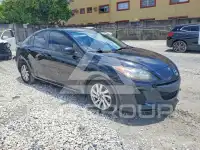 2013 Mazda 3 photo