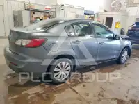 2013 Mazda 3 photo