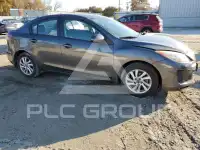 2013 Mazda 3 photo