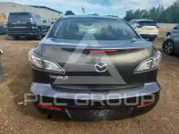 2013 Mazda 3 photo