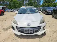 2013 Mazda 3 photo