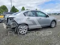 2013 Mazda 3 photo