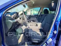 2013 Mazda 3 photo