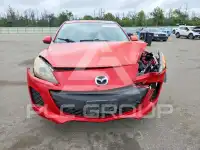 2013 Mazda 3 photo