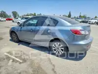 2013 Mazda 3 photo