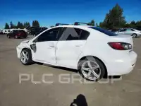 2013 Mazda 3 photo