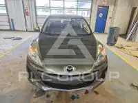 2013 Mazda 3 photo