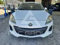 2013 Mazda 3 photo
