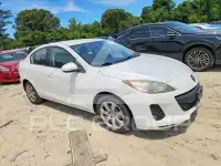 2013 Mazda 3 photo
