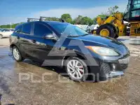 2013 Mazda 3 photo