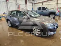 2013 Mazda 3 photo