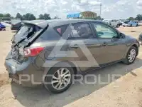 2013 Mazda 3 photo