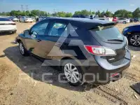 2013 Mazda 3 photo