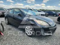 2013 Mazda 3 photo