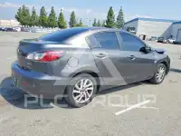 2013 Mazda 3 photo