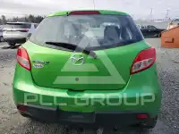 2013 Mazda 2 photo
