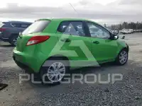 2013 Mazda 2 photo