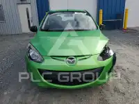 2013 Mazda 2 photo