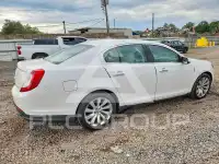 2013 Lincoln MKS photo